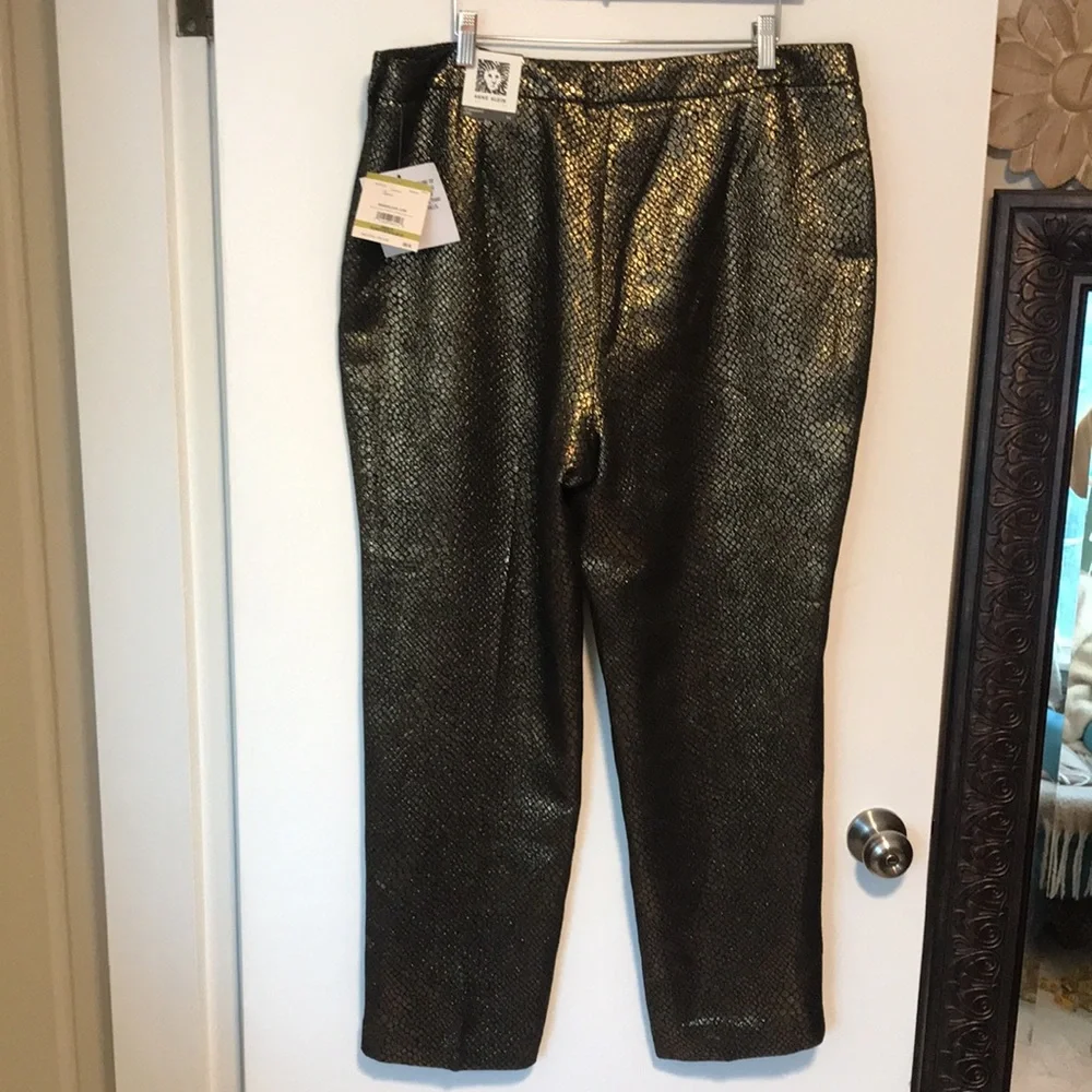 NEW‎ Anne Klein Gold / Black Pants. 14